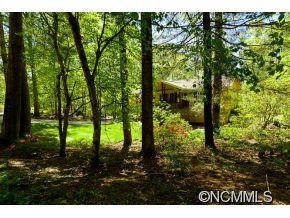 11 MAPLE LEAF DR - Photo 2