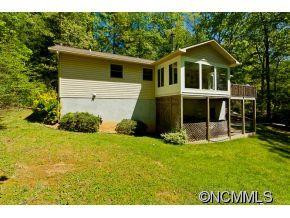11 MAPLE LEAF DR - Photo 20
