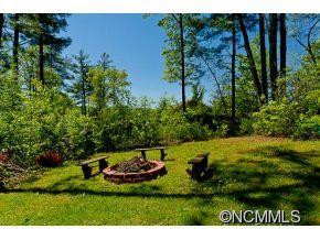 11 MAPLE LEAF DR - Photo 21