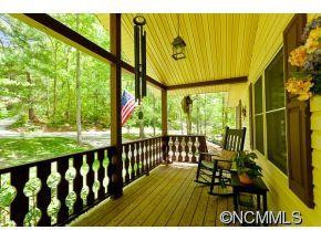 11 MAPLE LEAF DR - Photo 4