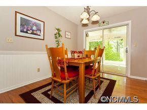 11 MAPLE LEAF DR - Photo 9