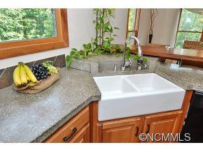 358 Sondley Drive - Photo 8