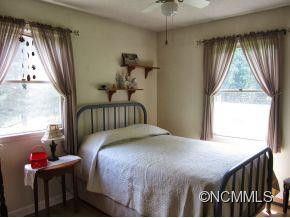 41 LAUREL WAY WEST - Photo 8