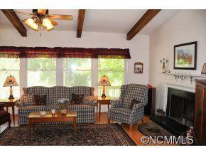896 Indian Hill Road - Photo 3