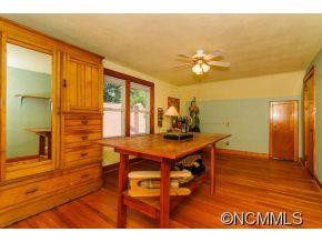 25 Eola Avenue - Photo 17