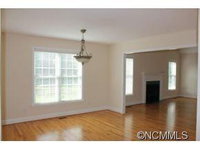140 Memphis Way - Photo 3