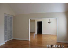 140 Memphis Way - Photo 6