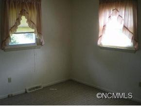 139 Robbins Drive - Photo 12