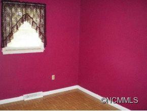 139 Robbins Drive - Photo 14