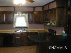 139 Robbins Drive - Photo 17