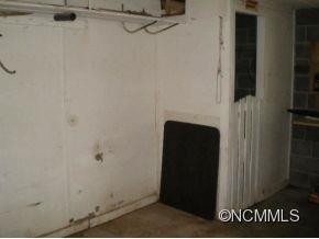 139 Robbins Drive - Photo 9