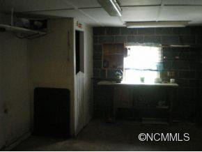 139 Robbins Drive - Photo 10