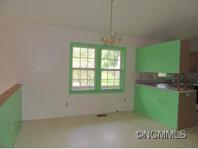 14 SPRING LAKE DRIVE - Photo 6