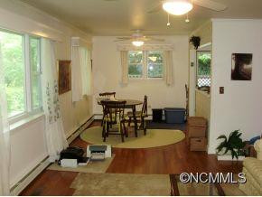 215 Rutledge Drive - Photo 2
