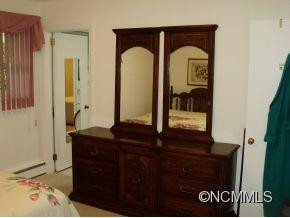 215 Rutledge Drive - Photo 6