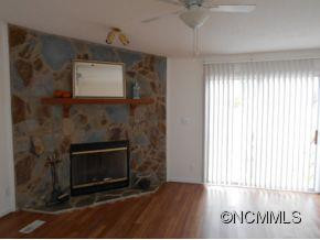 10 Gossamer Lane - Photo 3
