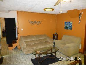 38 APPIAN WAY - Photo 8