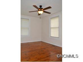 163 Dobbins Street - Photo 11
