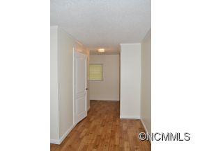 163 Dobbins Street - Photo 10
