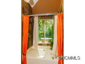 68 Rippling Stream Dr. - Photo 10