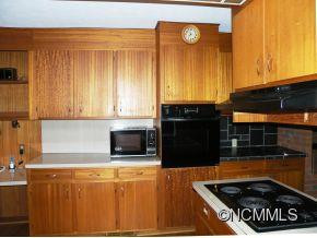3210 Laurel Park Highway - Photo 11