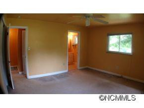 261 View - Photo 13
