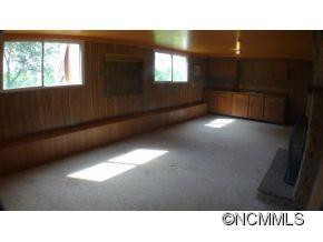261 View - Photo 15