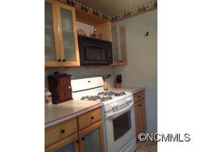 1818 Laurel Park Highway - Photo 11