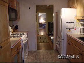 1818 Laurel Park Highway - Photo 12