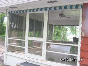 198 FAIRWAY DRIVE - Photo 12