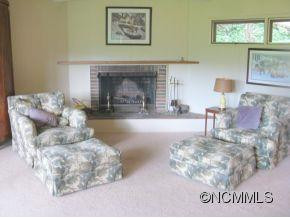 198 FAIRWAY DRIVE - Photo 5