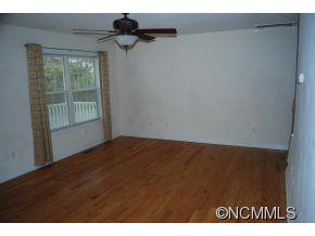 89 Crayton - Photo 4