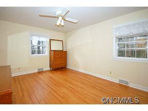 18 Redwood Road - Photo 6