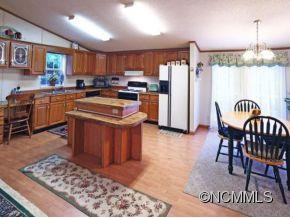 440 KATIE DRIVE - Photo 3