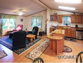440 KATIE DRIVE - Photo 4