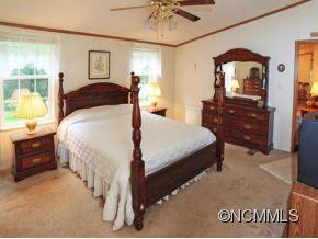 440 KATIE DRIVE - Photo 6