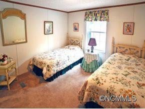 440 KATIE DRIVE - Photo 8