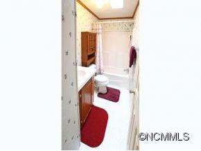 440 KATIE DRIVE - Photo 9