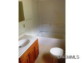 741 Old Mars Hill Hwy - Photo 5