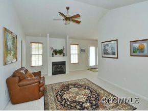 130 BIRKSHIRE WAY - Photo 2