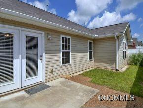 130 BIRKSHIRE WAY - Photo 9