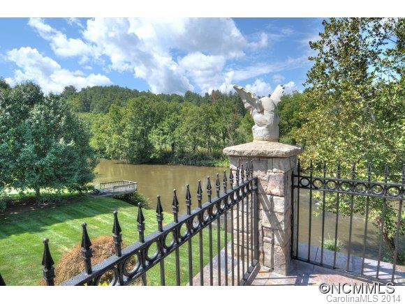 3180 North River Rd - Photo 21