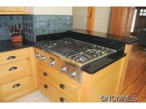 1238 Highland Ave - Photo 9