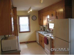 17 North Pershing - Photo 7