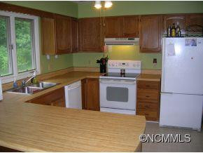 205 Stonebrook Drive - Photo 3