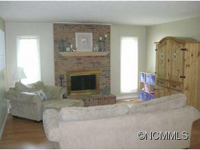 205 Stonebrook Drive - Photo 6