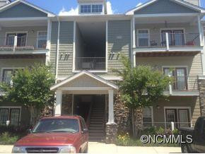 600 Vista Lake Dr Unit 208