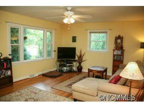 109 Dellwood Ave - Photo 3