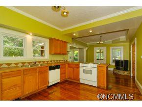 829 Montreat Road - Photo 15