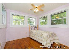 829 Montreat Road - Photo 16